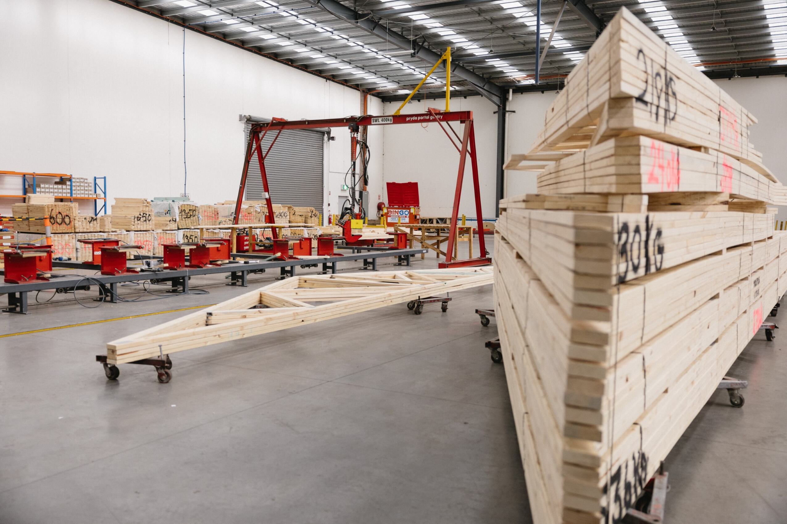 Roof trusses Melbourne made for accurate installs. Unique Truss supplies Melbourne & regional VIC. Call 03 7379 4116.